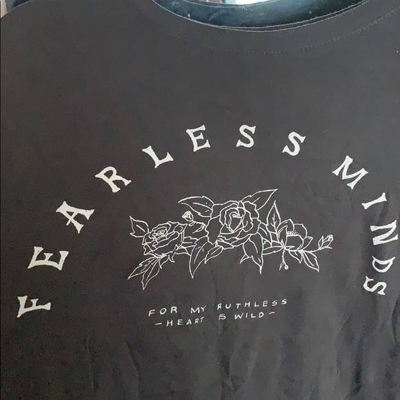 Grey graphic tee - Picture 2 of 2